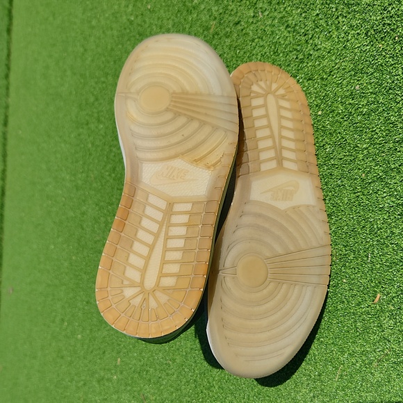 Nike Air Jordan Retro 1 High OG City of Flight Black Gold Men’s Shoes Size 8.5 - Picture 11 of 12